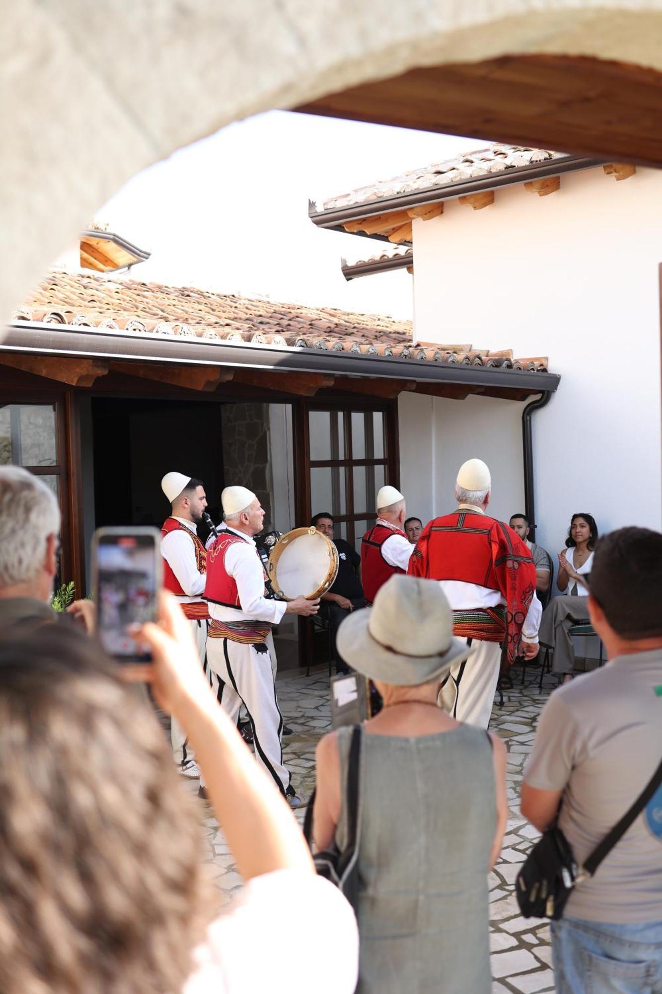 Kruja Albergo Diffuso , Inside Kruja Castle エクステリア 写真